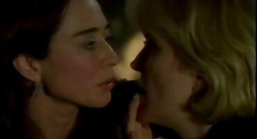 Fodendo uma loira vídeo de pornô mulher nua de bunda grande