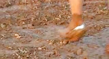 Dedo no cuzinho close-up-início filme de pornô com mulher pelada