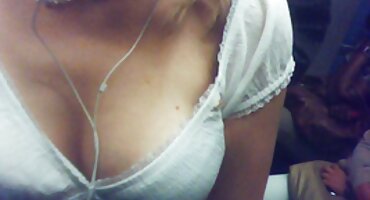 Sexo Anal com vídeo pornô só de mulher nua magrinha fumando