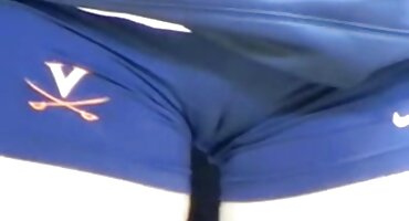 Casa: beleza russa vídeo de pornografia de mulher pelada sentada sozinha