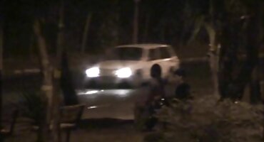 grande galo branco em preto. filme pornô mulher nua