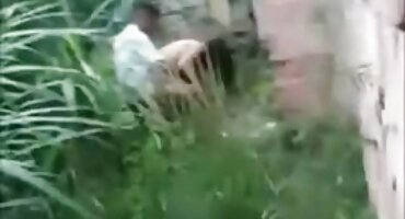 Pornô Bdsm: amarrando um escravo e amarrando-o filme pornô mulher nua ao máximo